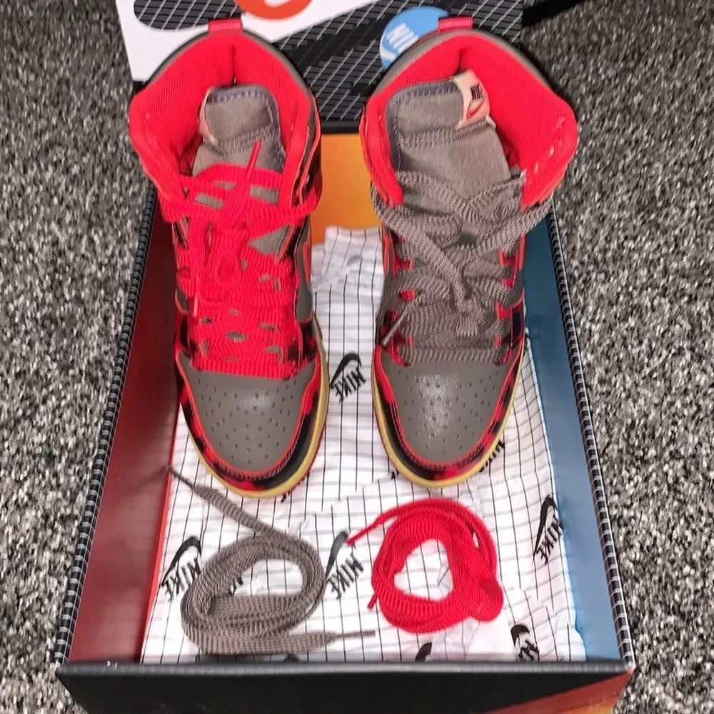 NIKE DUNK HI 1985 Y5.5